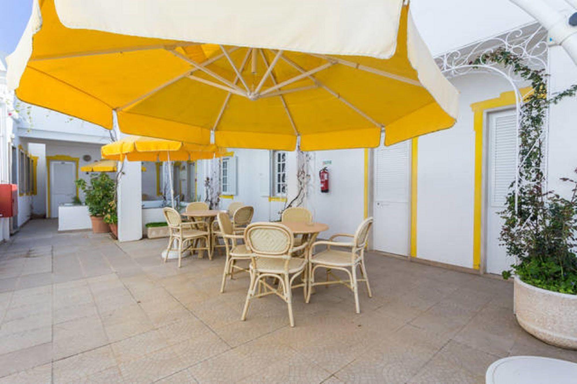 Residencial Miramar Hotel Quarteira Exterior photo